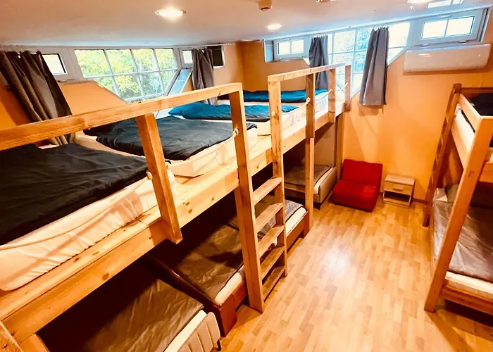 Dokk Agard Bed & Breakfast *