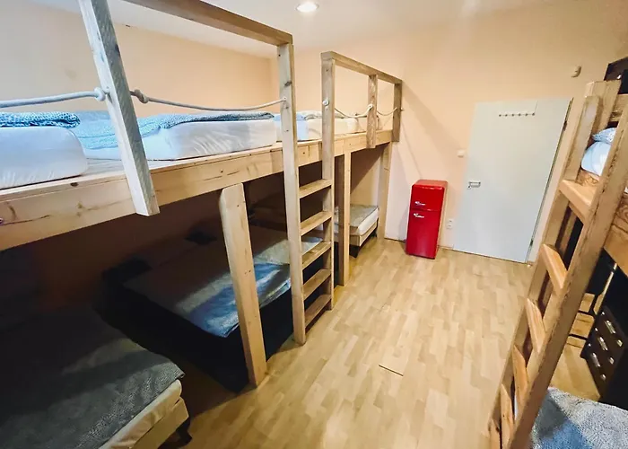 Dokk Agárd Bed & Breakfast *